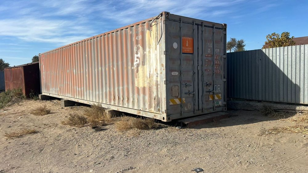 Контейнер 40тоник утепленный