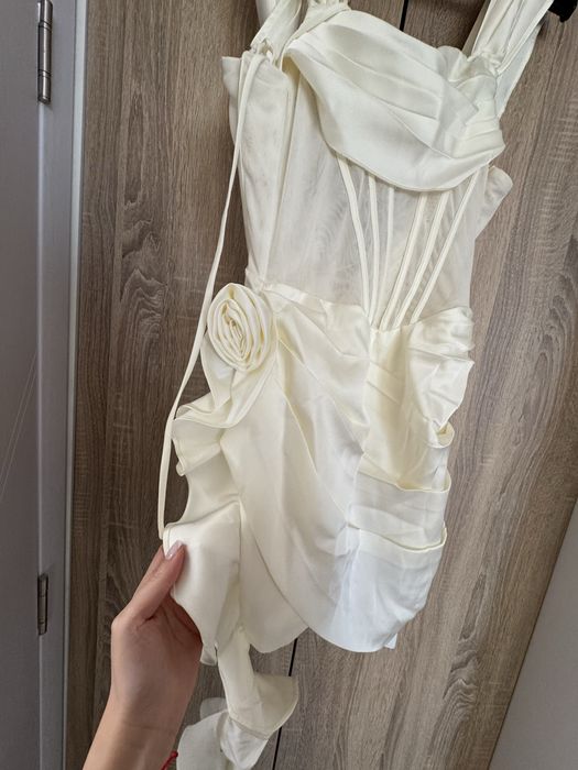 Рокля Adèle White Ruched Satin Mini