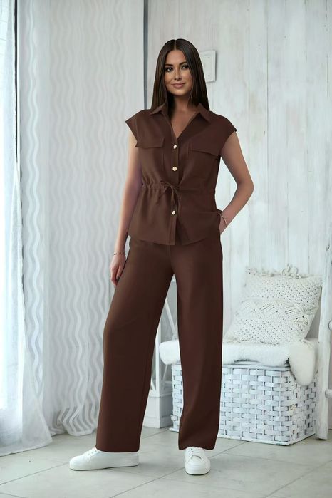 Colecția nouă la compleurile de primăvară italia.dama