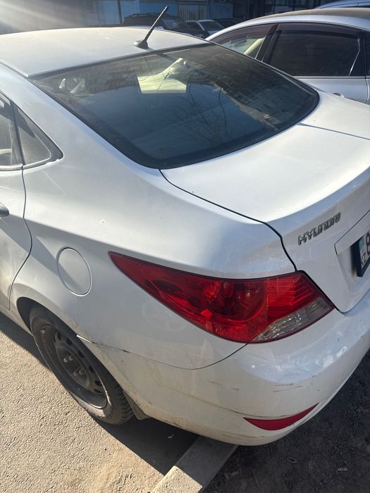 Hyundai Accent, 2013,