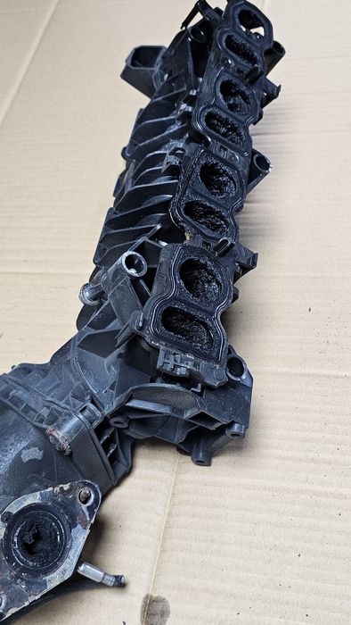 Колектор бмв 143 кс без вихрови клапи bmw н47д20ц n47d20c