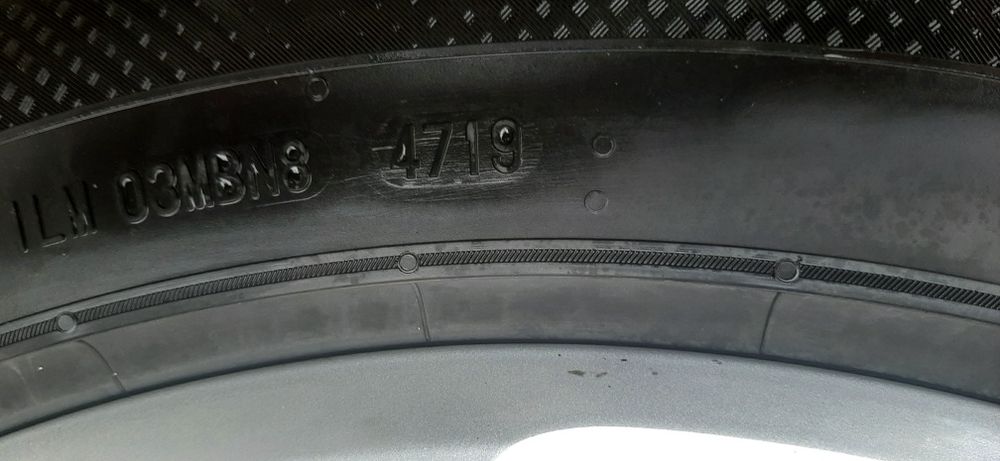 Джанти с гуми 18 цола Audi
