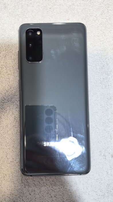 Samsung S20, 128GB, +подарок