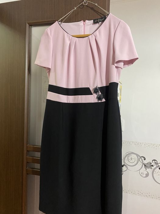 Rochie cu sacou roz (marimea 48)