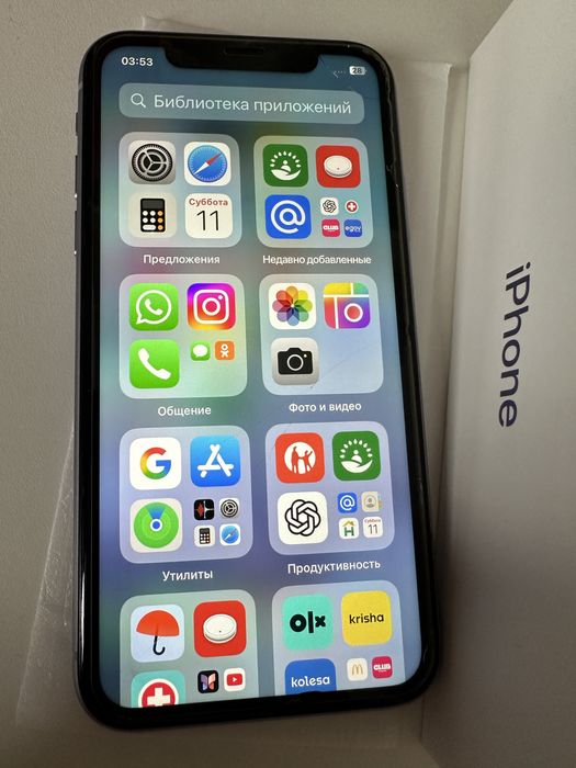 Продам 11 айфон 64 gb.