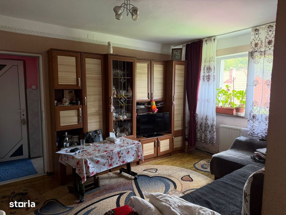 Apartament 2 camere, etaj 1, str. Branduselor, cartier Florilor — fotografia 3