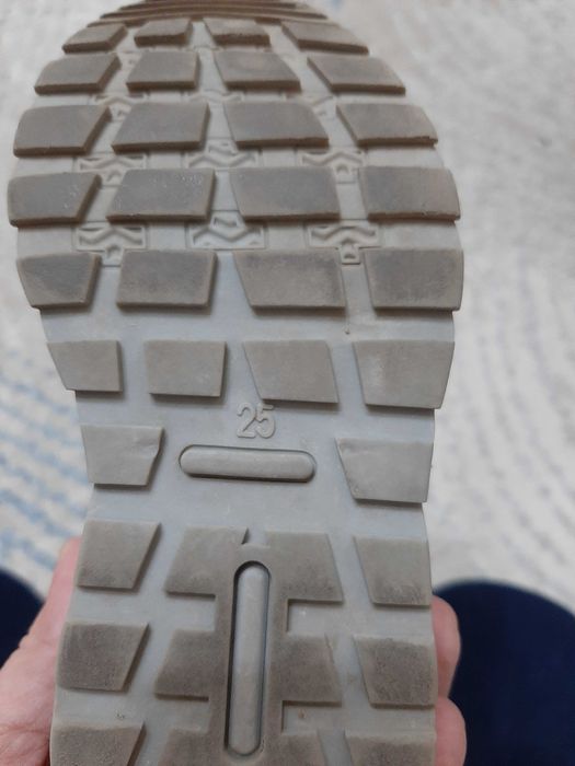 Сапожки на девочку на цигейке 25 размер