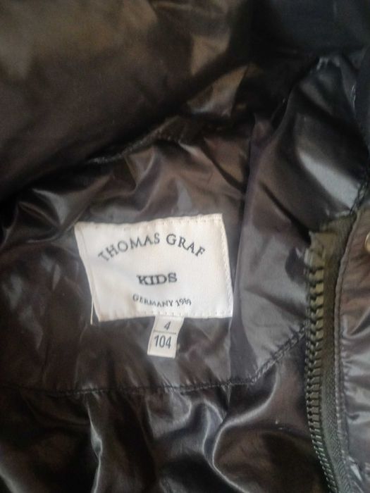 Продам детскую куртку для девочки