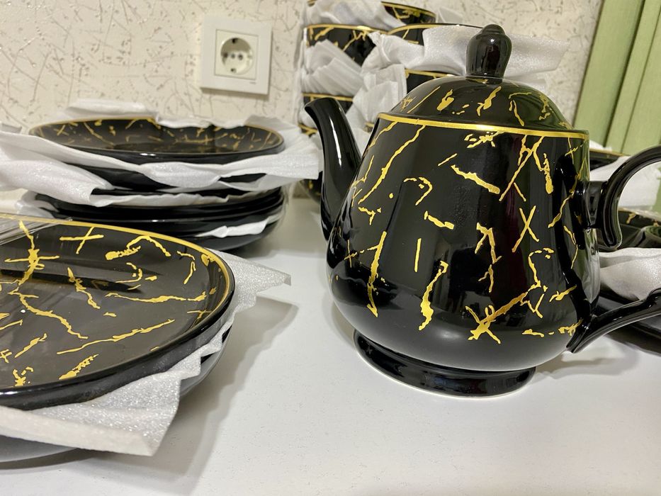 Продам сервиз новый