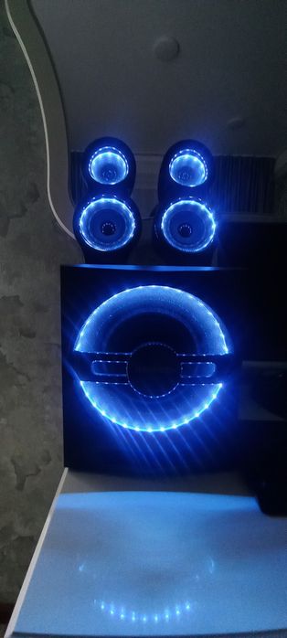 Продам сабуфер с калонками