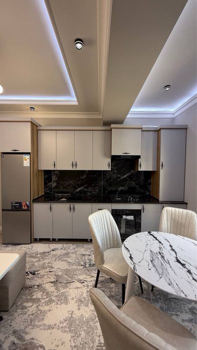 Продается 3 ком. Квартира студийная площадью 60 кв.м. По ул. Рудаки