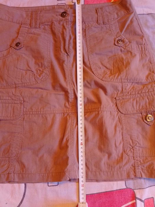 Къса пола кафяво бежова