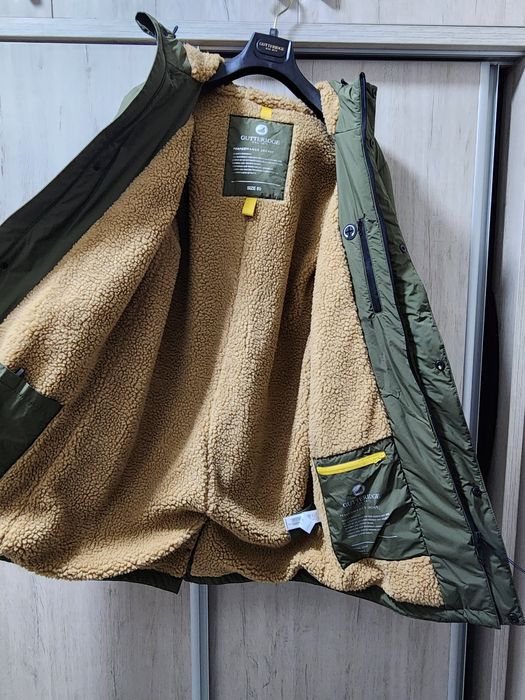 Куртка в цвет хаки. Италиянский брэнд.