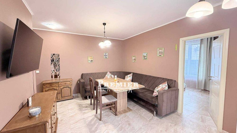 Продава се двустаен апартамент в Равда, само на 200 метра от морето.