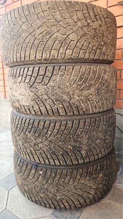 Продам шины triangle 18