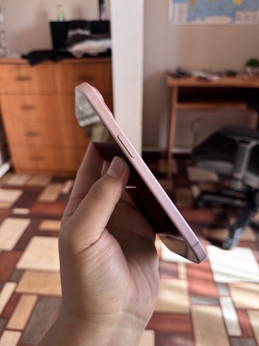 iPhone 15 128GB.81%.Идеал! 10/10.