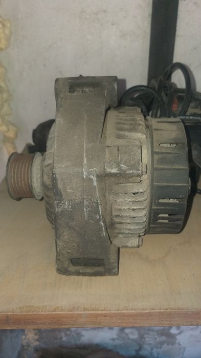 Запчасти мерс 102двиг