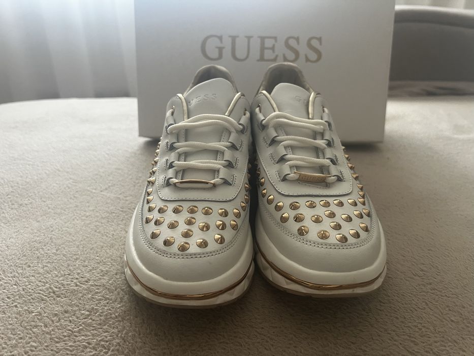Sneakers Guess 37 dama
