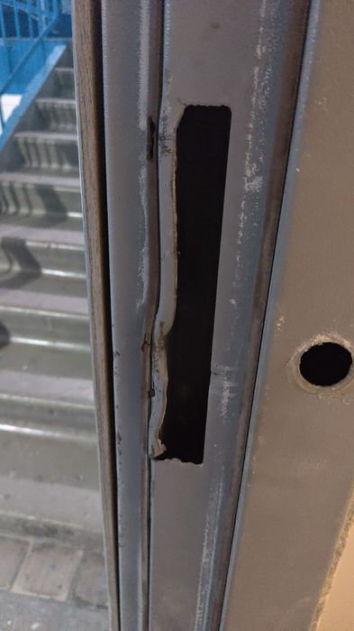 Продам дверь браузер