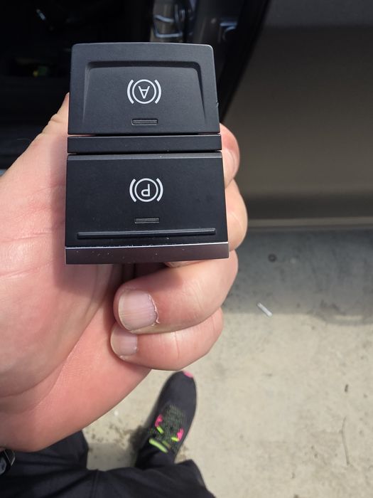 Копче auto hold и hand brake