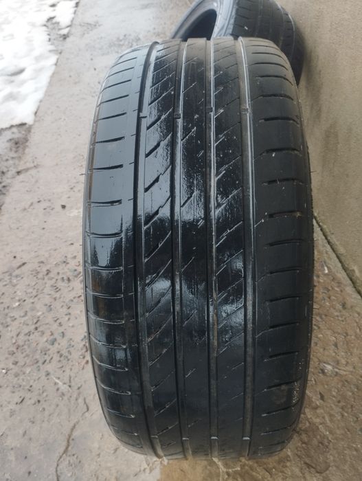 Продается резина летняя