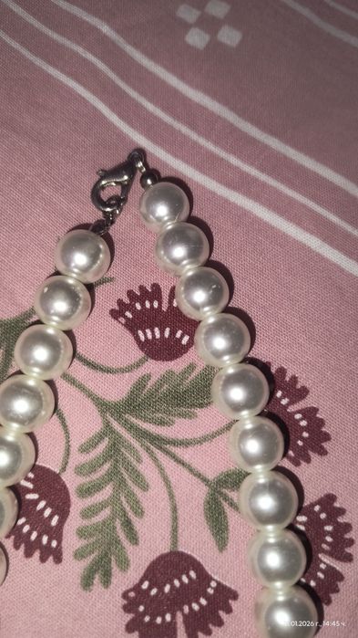 Елегантно колие с имитация на перли