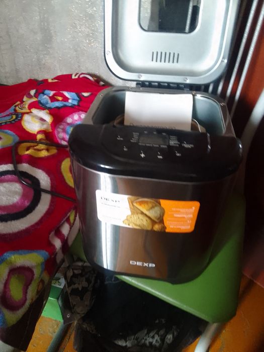 Продам хлебопечку 20000тг