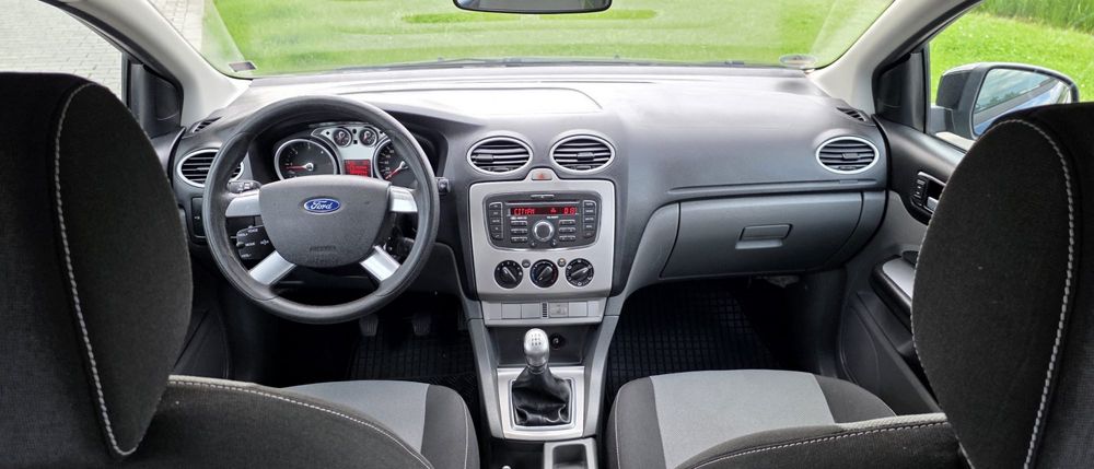 Ford Focus 2010 Euro 5 Facelift 1.6 Diesel Manual Clima Primu Nr Rosu Impecabil