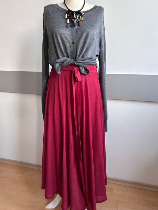 Разкошна широкопола дълга пола в хубав цвят Esprit