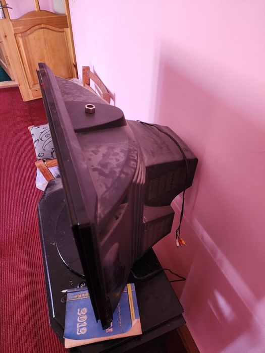 Televizor Novek Sotiladi