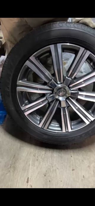Диски оригинал Lexus 570 , 275/50/21