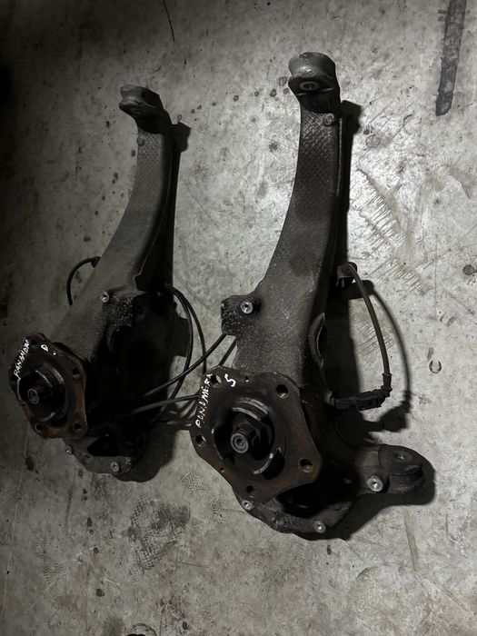 Fuzete fata porsche panamera 2011-2016