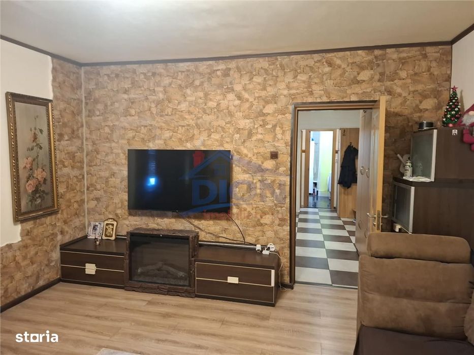 Decebal Turquoise  -  apartament 2 camere deosebit, cu parcare