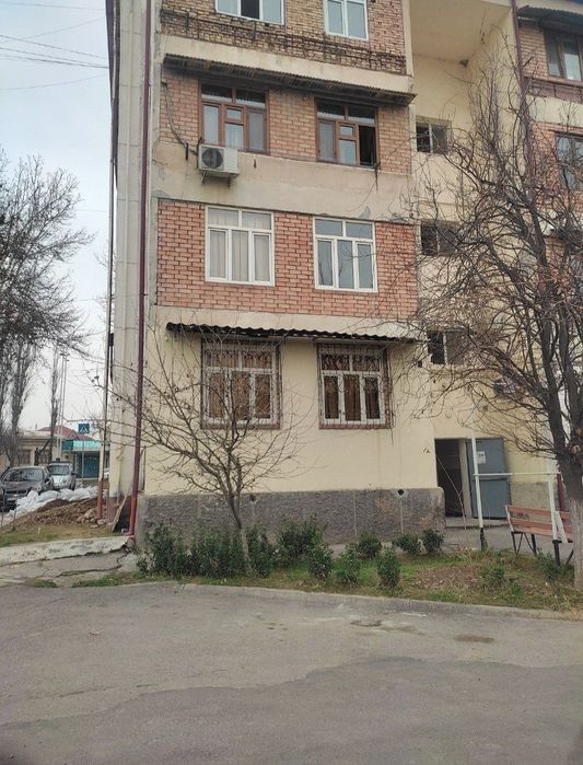 Беруни тинчлик метро ортасида. Боллага кизлага оилага