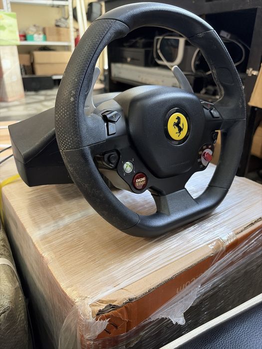 Thrustmaster Ferrari 458 RW Xbox 360 / PC