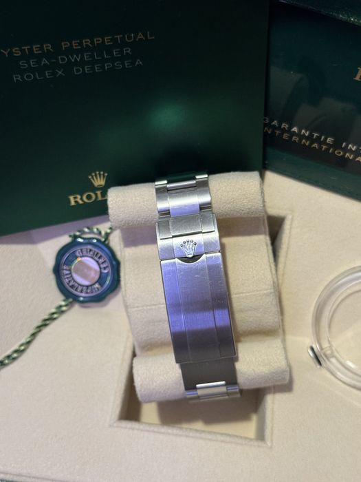 Rolex Sea-Dweller Single Red 43