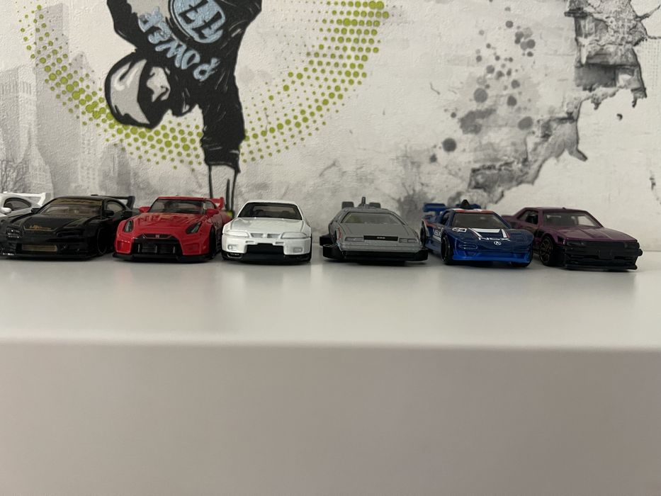 Продам машинки Hot wheels