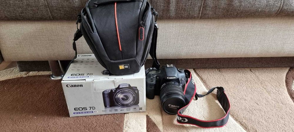 Продам фотоаппарат Canon