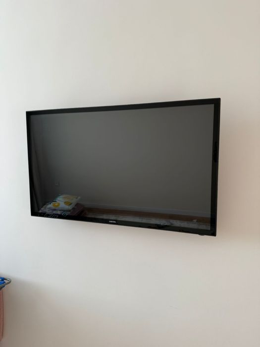 Продам телевизор