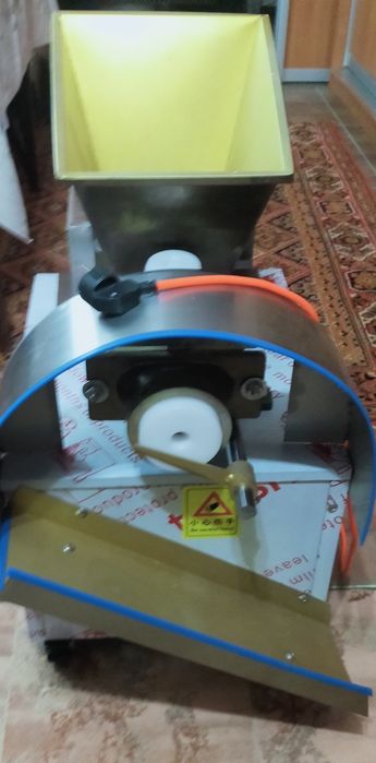 Тестоделитель HENAN