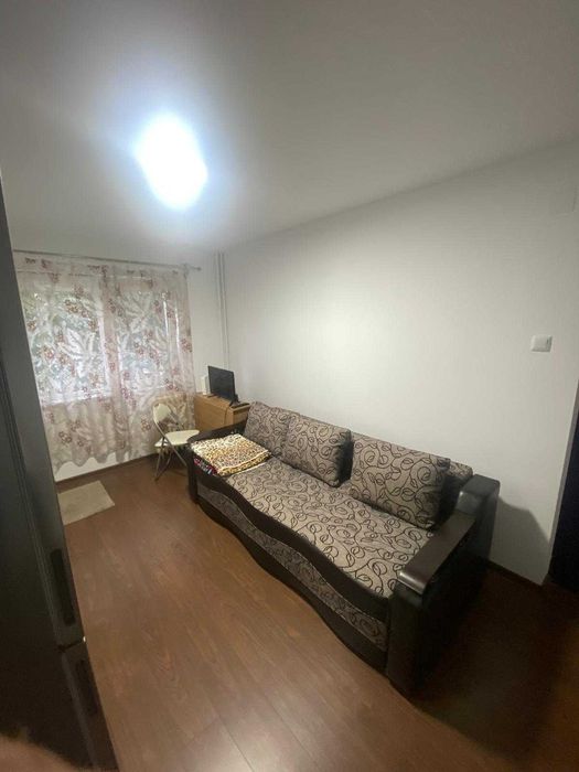 Apartament de inchiriat zona VEST