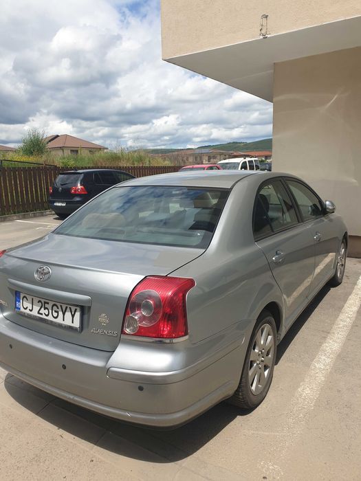 Toyota Avensis în stare foarte bună