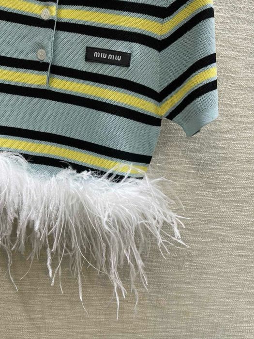 Miu miu къс ръкав кроп топ