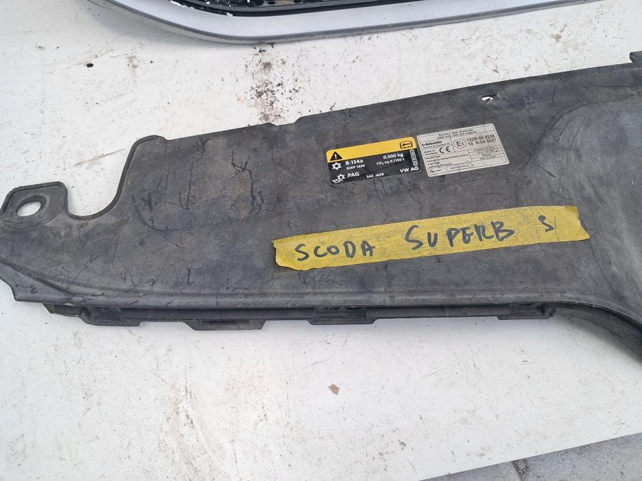 Грил решетка Skoda Superb 4 Skoda Superb 3