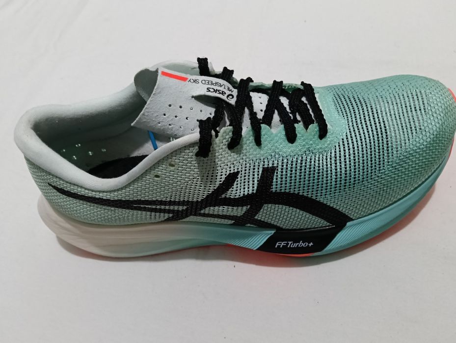 43,5  Asics Meta Speed Sky masura 43,5