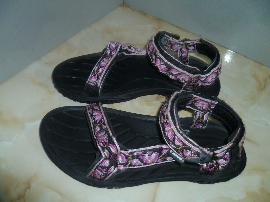 TEVA сандали №38