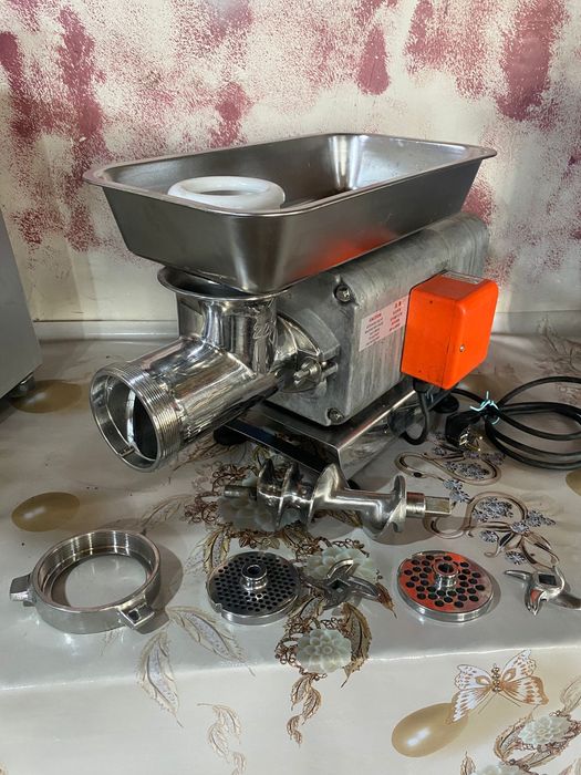 Мясорубка RY22. 1.8кв