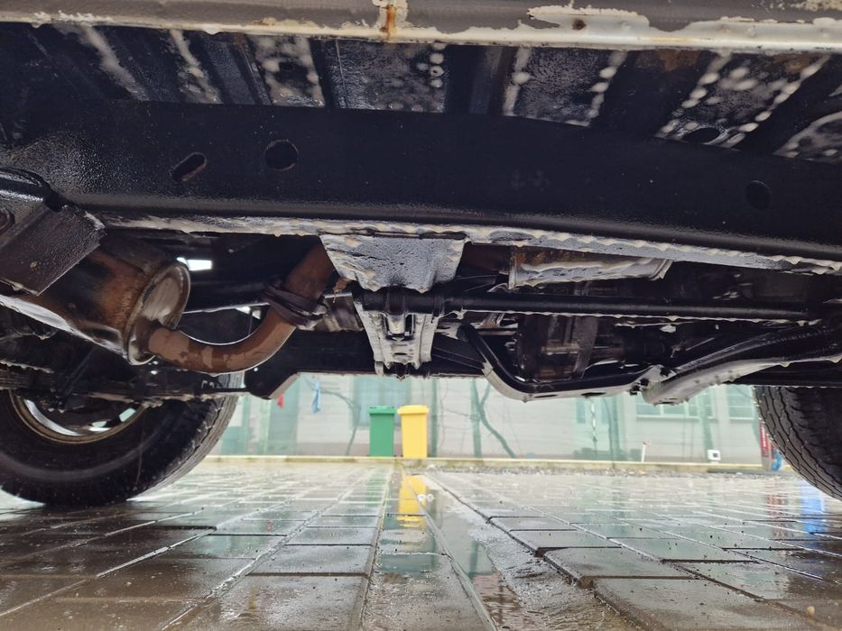 Mitsubishi pajero mk1