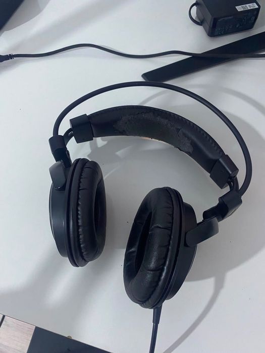 Наушники Audio-Technica ATH-AVC500