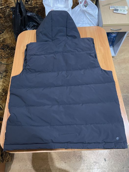 Оригинална мъжка пухена грейка Adidas